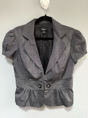 Iz Byer Ruffled Short-Sleeve Gray Tailored Peplum Fitted Blazer Size Jr. XL